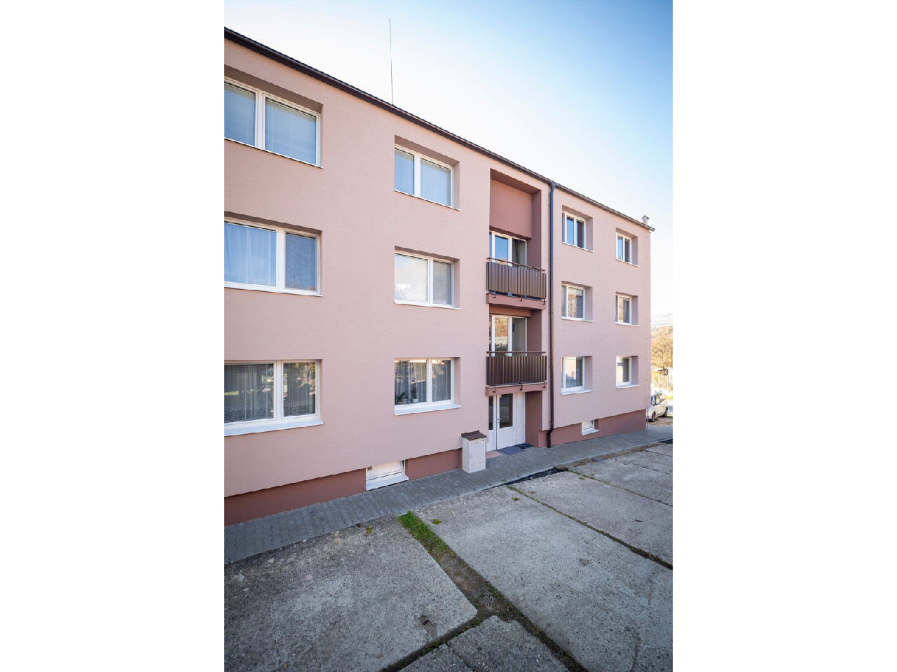 Obnova bytového domu č.142 - Banská Belá-4